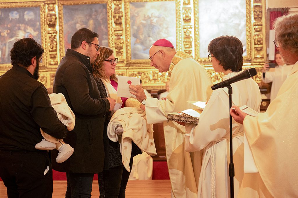 O bispo de Coimbra encerrou o Jubileu da Esperança em Coimbra com apelos à valorização da Família e da Vida, na Sé Nova, no passado dia 28 de dezembro.