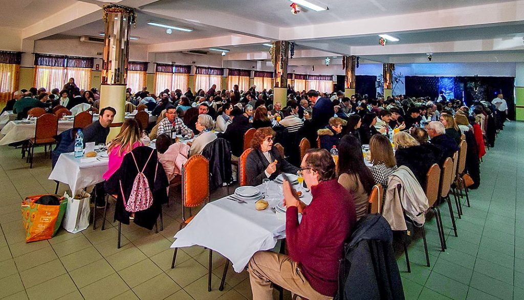 Festa da Sagrada Família reuniu casais jubilares - Almoço Festa da Sagrada Família reuniu casais jubilares - Almoço